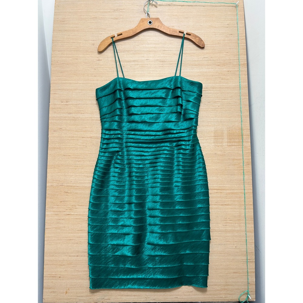 Dressbarn Collection Emerald Green‎ Tiered Cocktail Dress Spaghetti Strap Sz 12